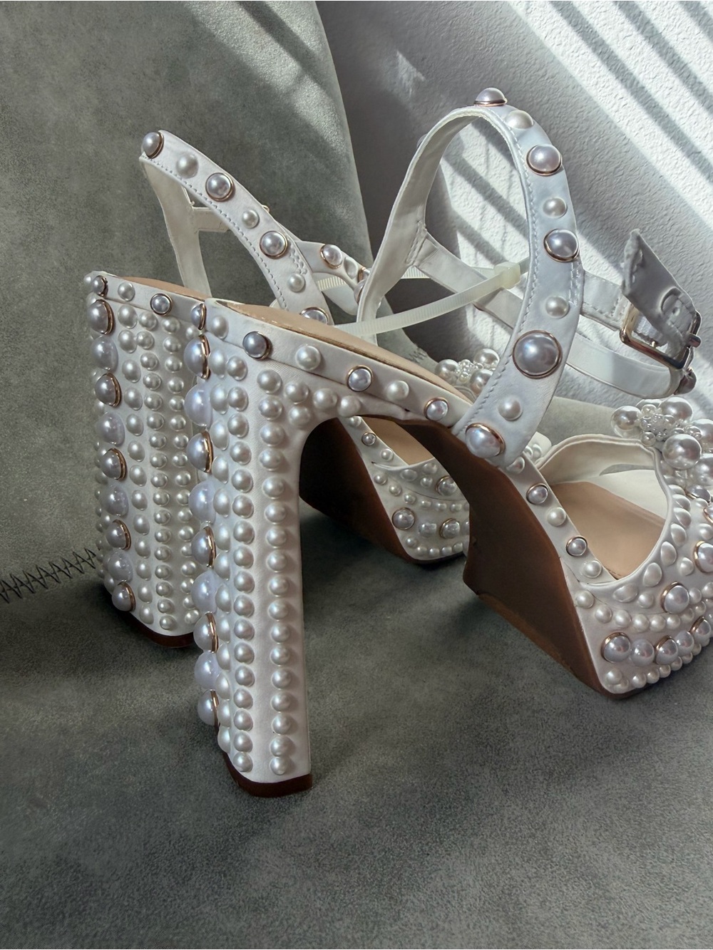 NWT Gianni Bini Hazell Pearl Embellished Ankle Wrap Platform Sandals Sz 9 - Picture 6 of 12